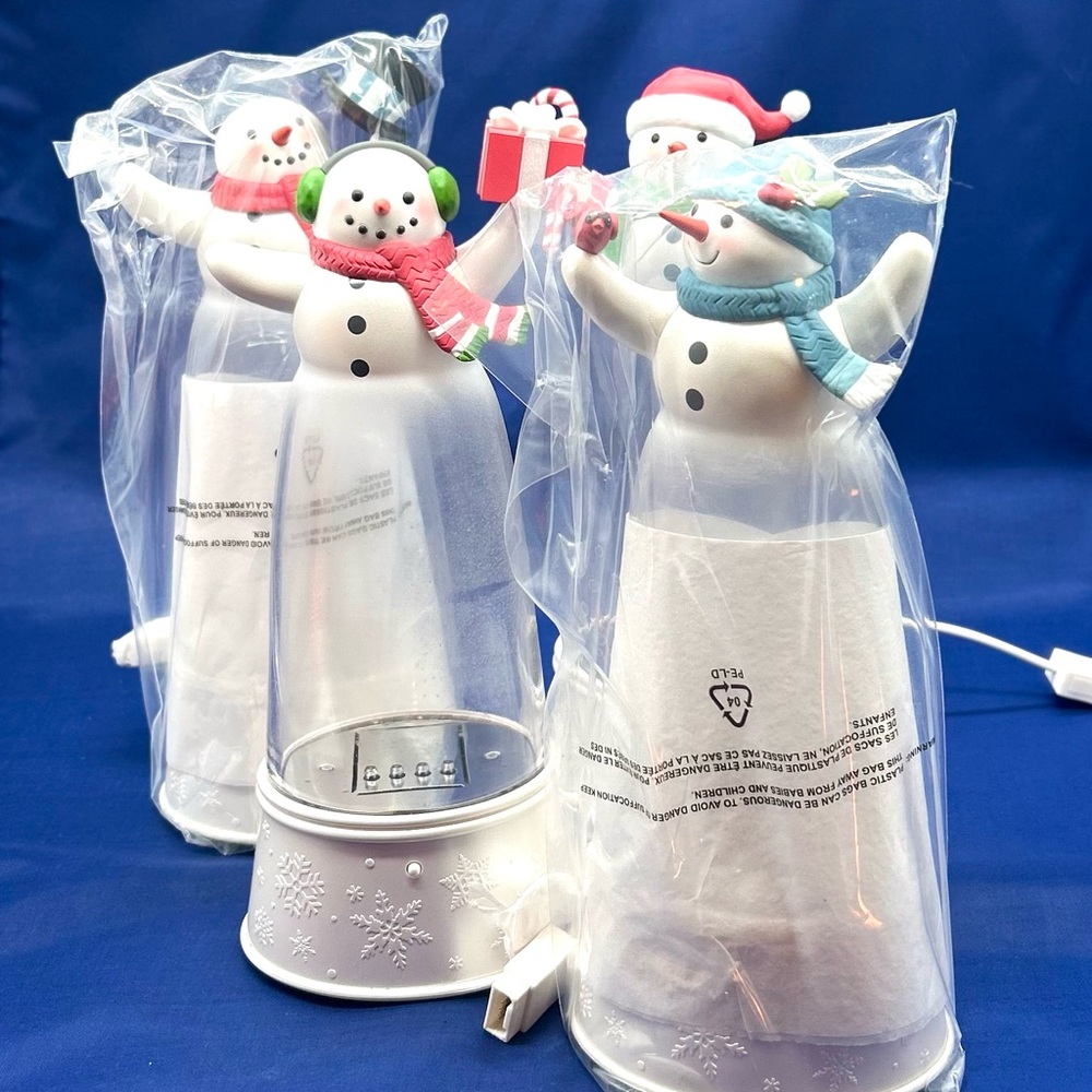 Hallmark Snowman Light Up Led Holiday Figures Lot of 4 READ